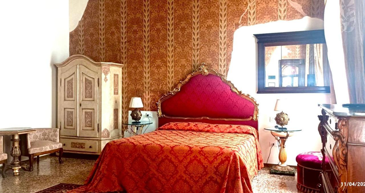 La Dama Bianca Bed & Breakfast